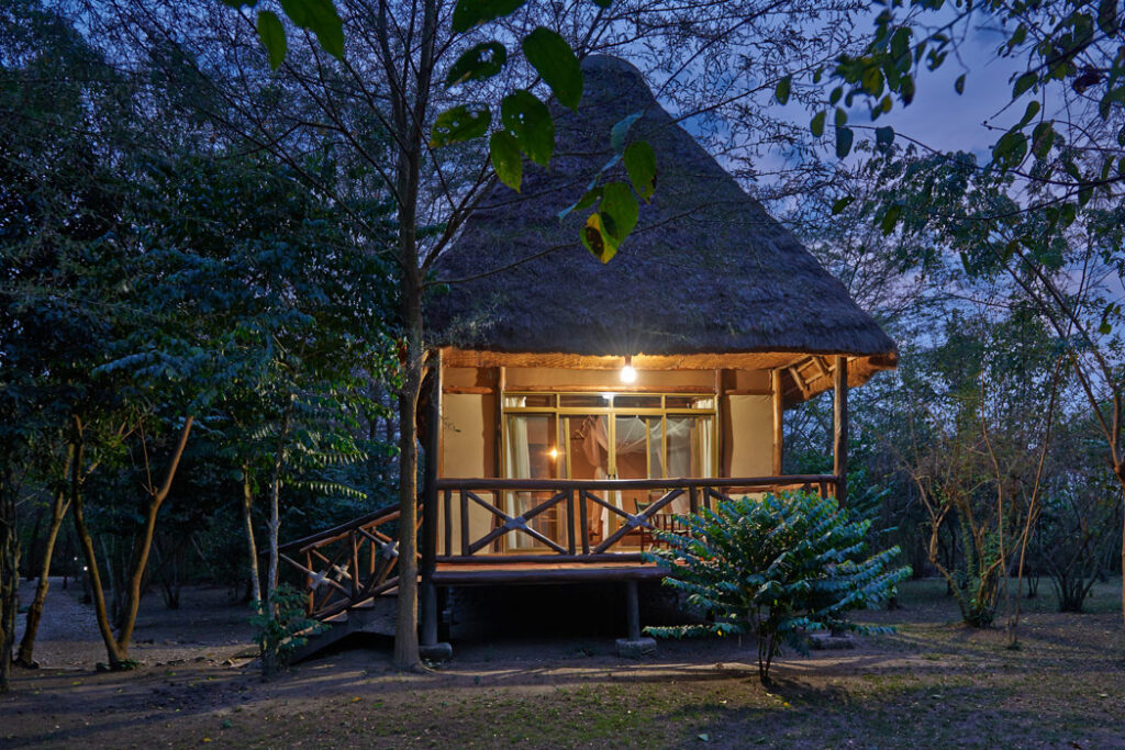 Ishasha Jungle Lodge - cottage