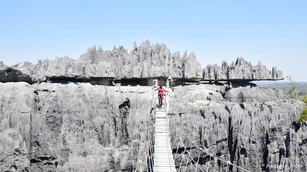 Madagascar - Puente Tsingy Bemaraha