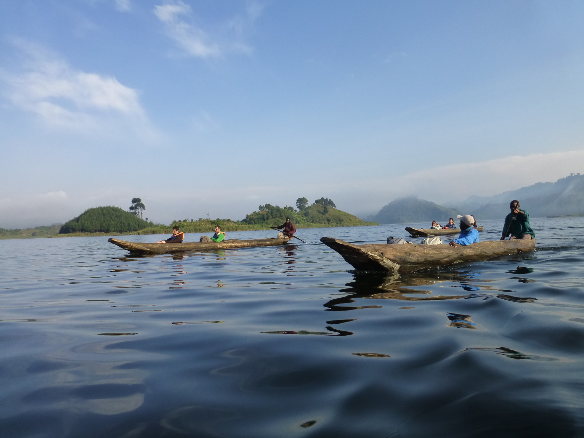 Uganda Mogambo-Canoas en Mutanda